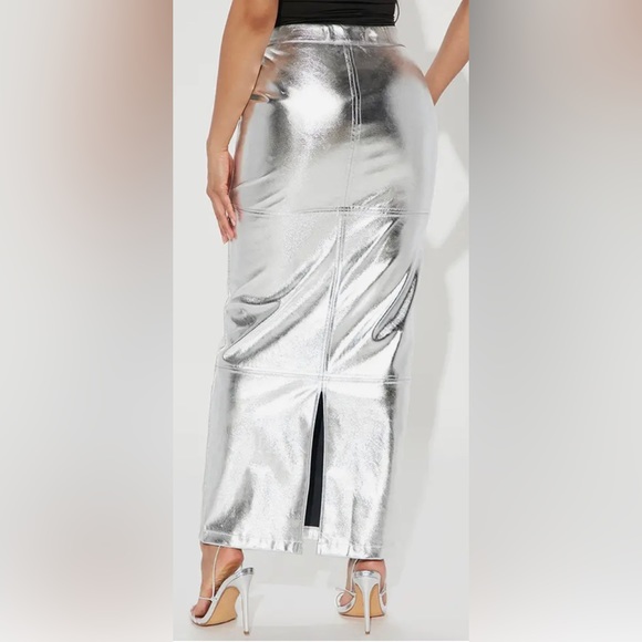Platinum Silver Maxi Skirt - Picture 2 of 3